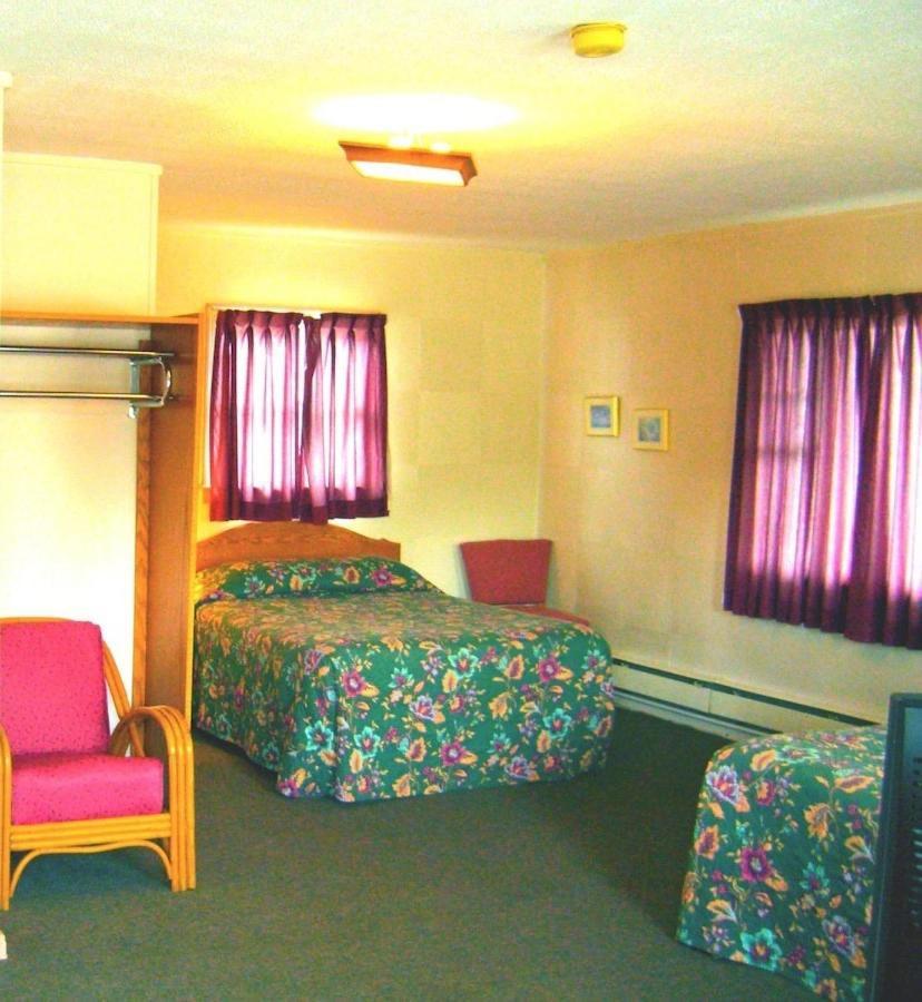 Stiles Motel Hill View Woodstock Dış mekan fotoğraf