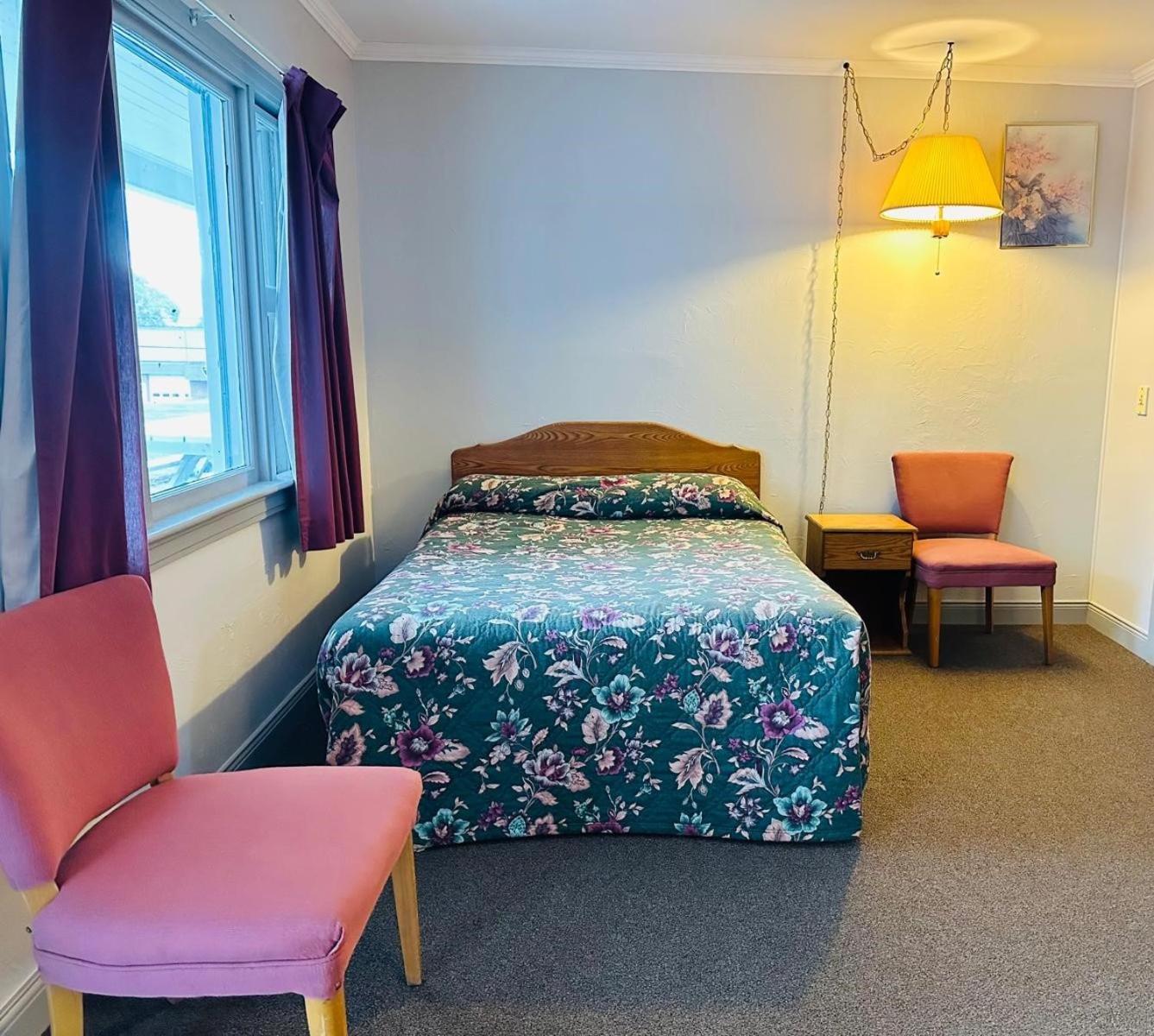 Stiles Motel Hill View Woodstock Dış mekan fotoğraf